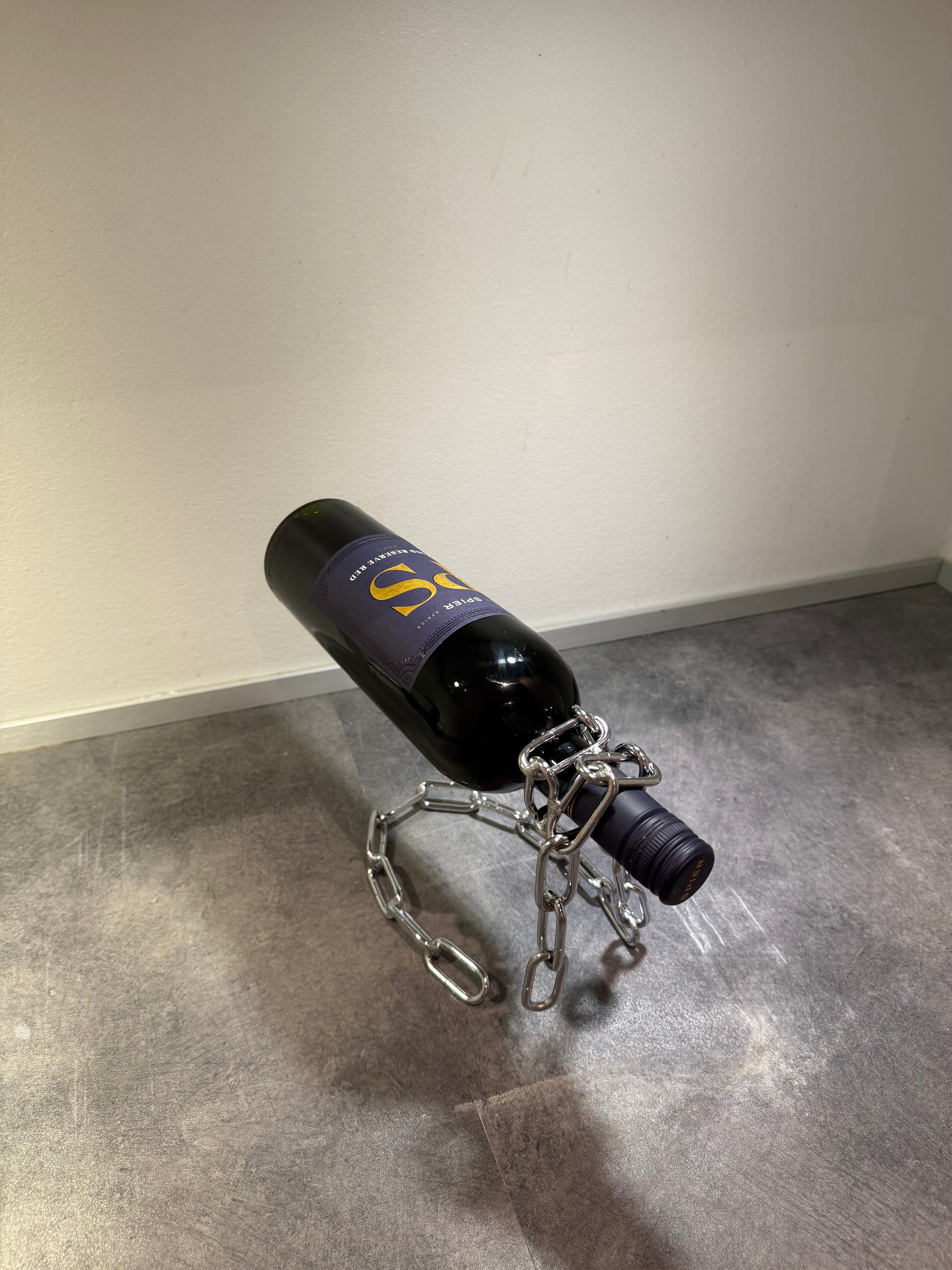 Vinflaskeholder